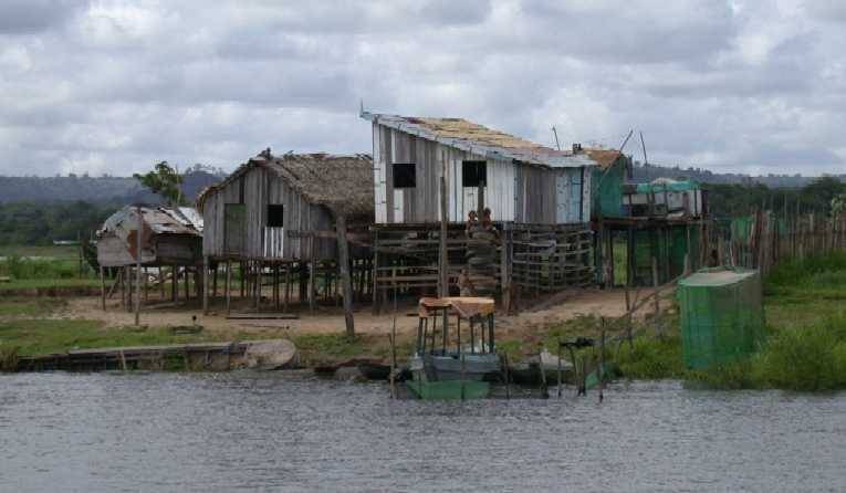 A fisherman's home near Santarem