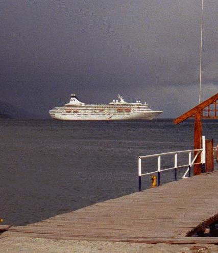  The M.V. Royal&nbsp;Princess at Ushuaia, Argentina 
