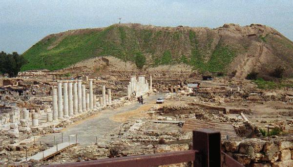  Tell at Beit Shean 