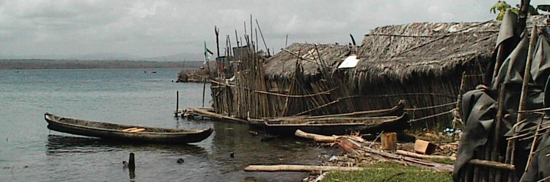  Shoreline at San Blas Islands 